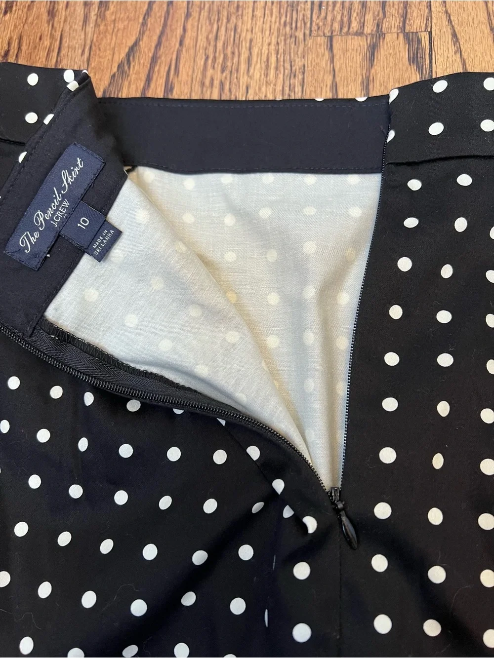 J. Crew The Pencil Skirt Size 10 Knee Length Black White Polka Dot Slit Office